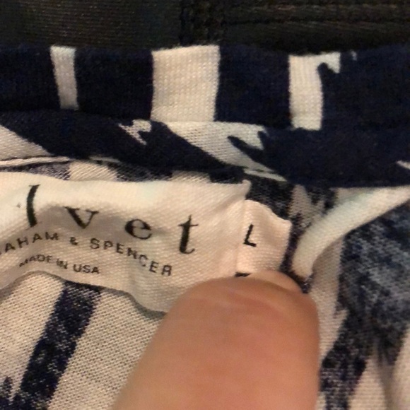 Velvet by Graham & Spencer 3/4 Sleeve Top Large‎ - Picture 6 of 7